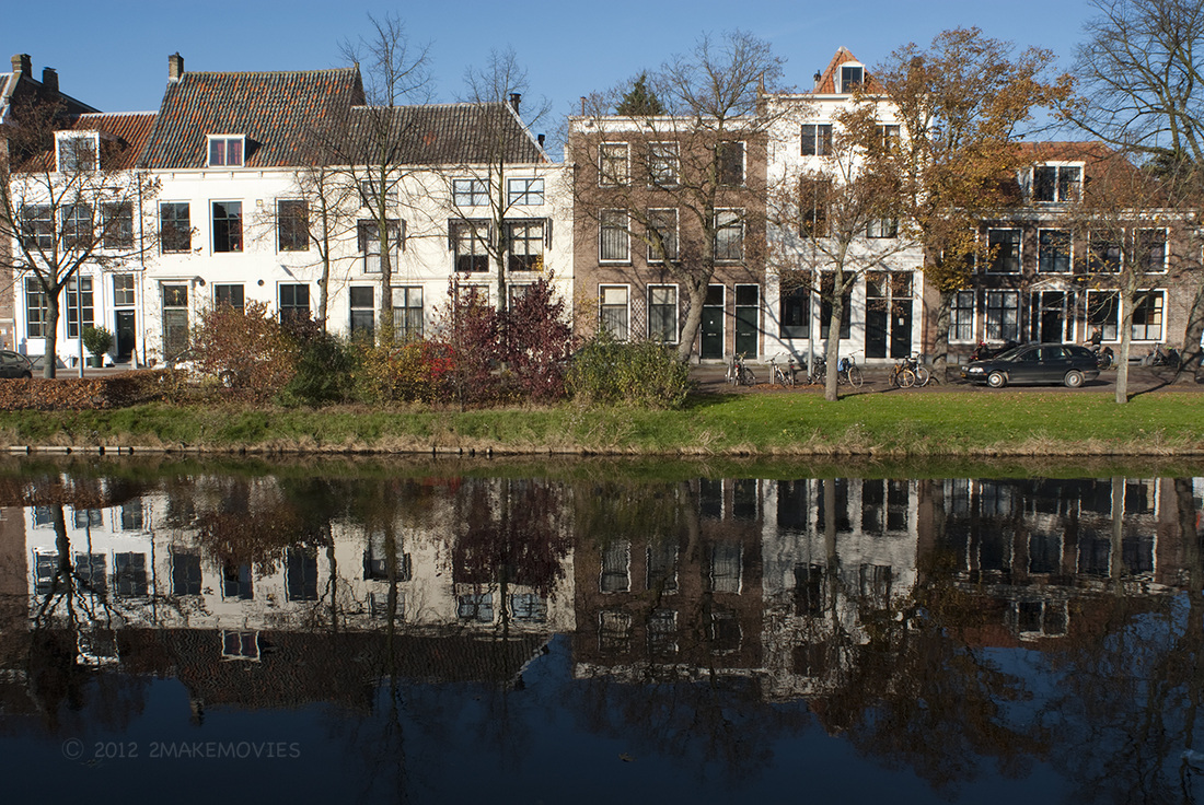 Foto 2MAKEMOVIES: gracht in Middelburg